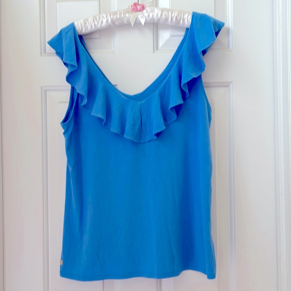 Pretty blue Lilly Pulitzer sleeveless top. Size M.